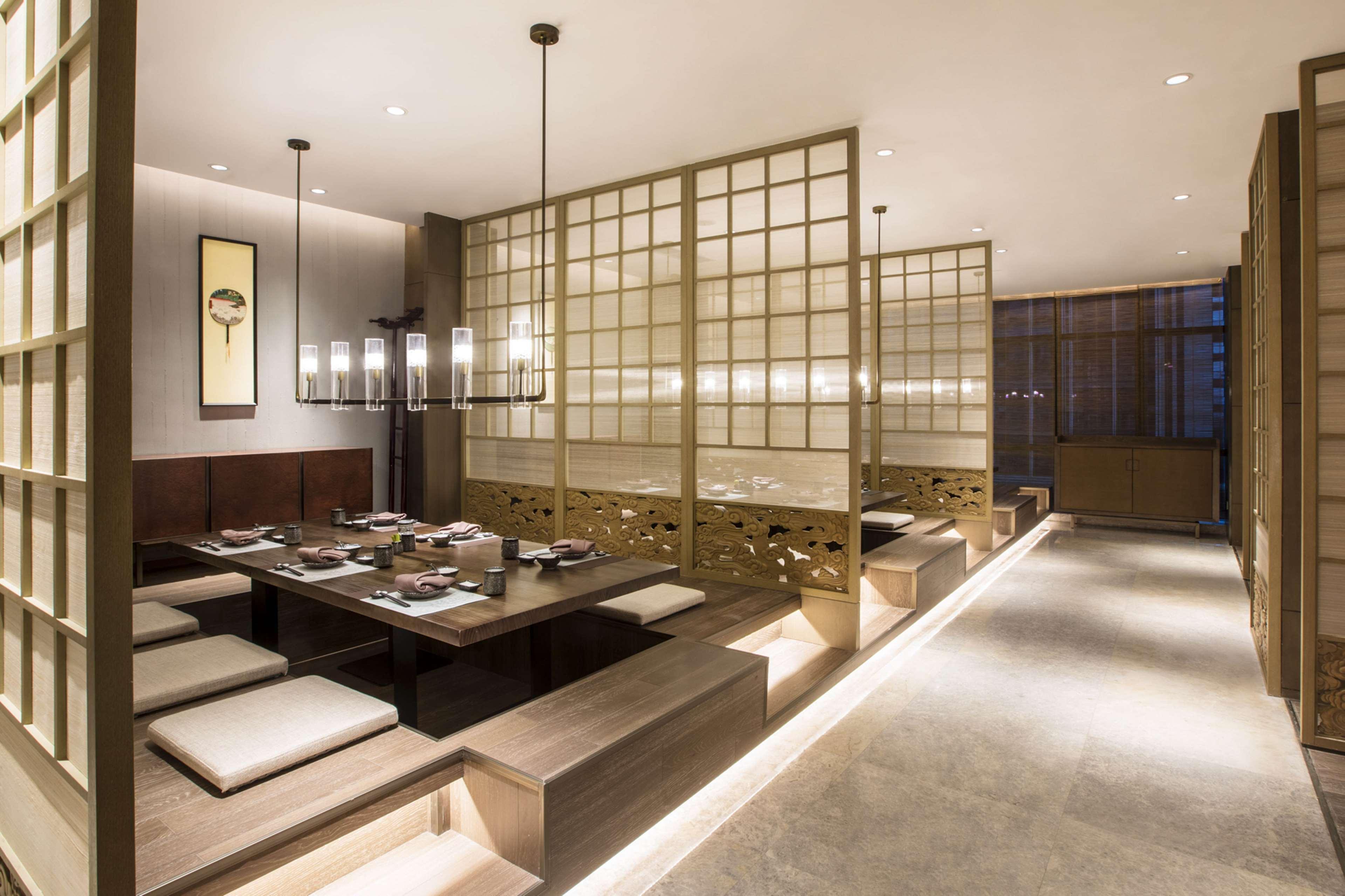 深圳龙华希尔顿逸林酒店 酒店 深圳