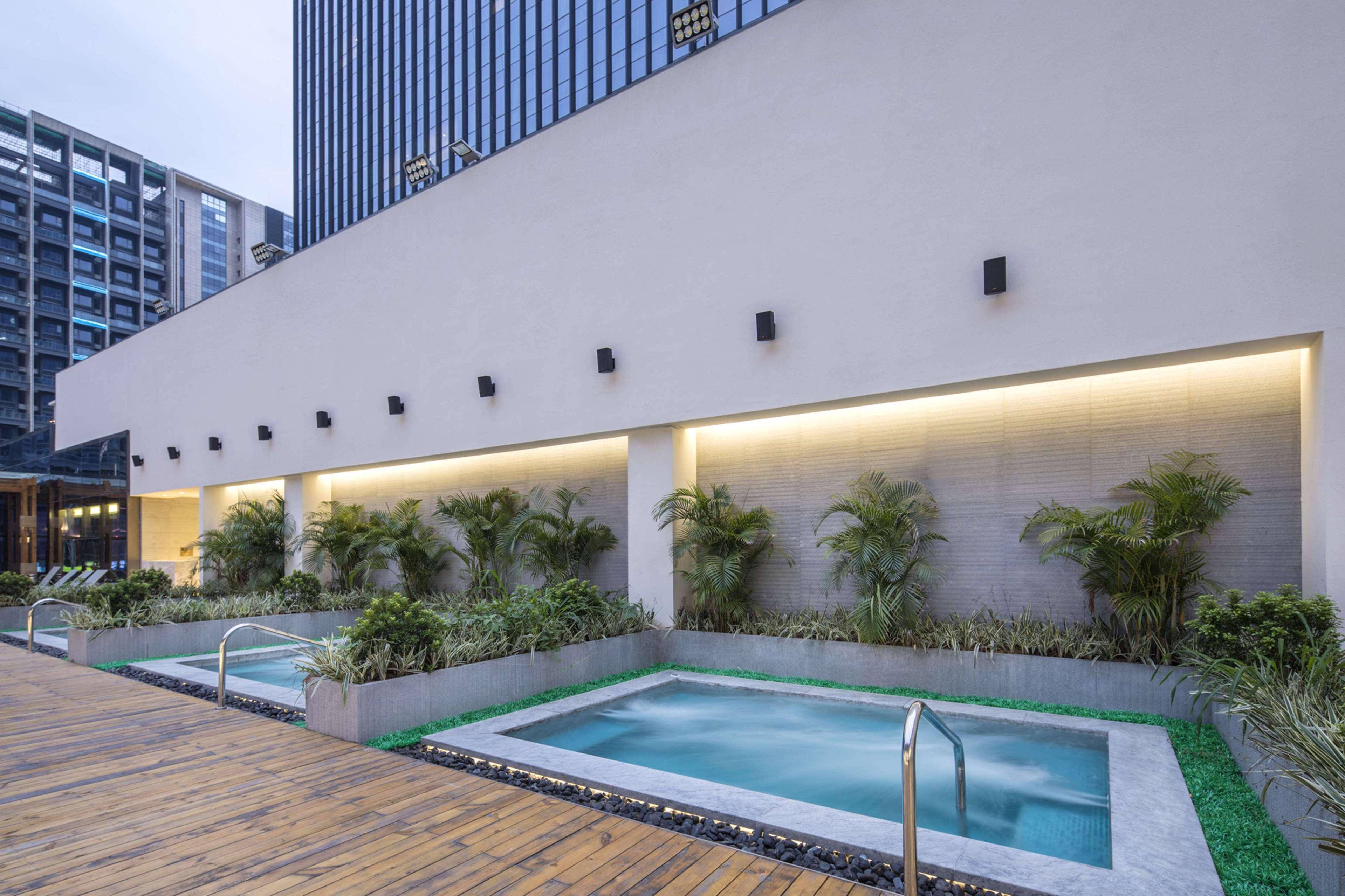 深圳龙华希尔顿逸林酒店 酒店 深圳