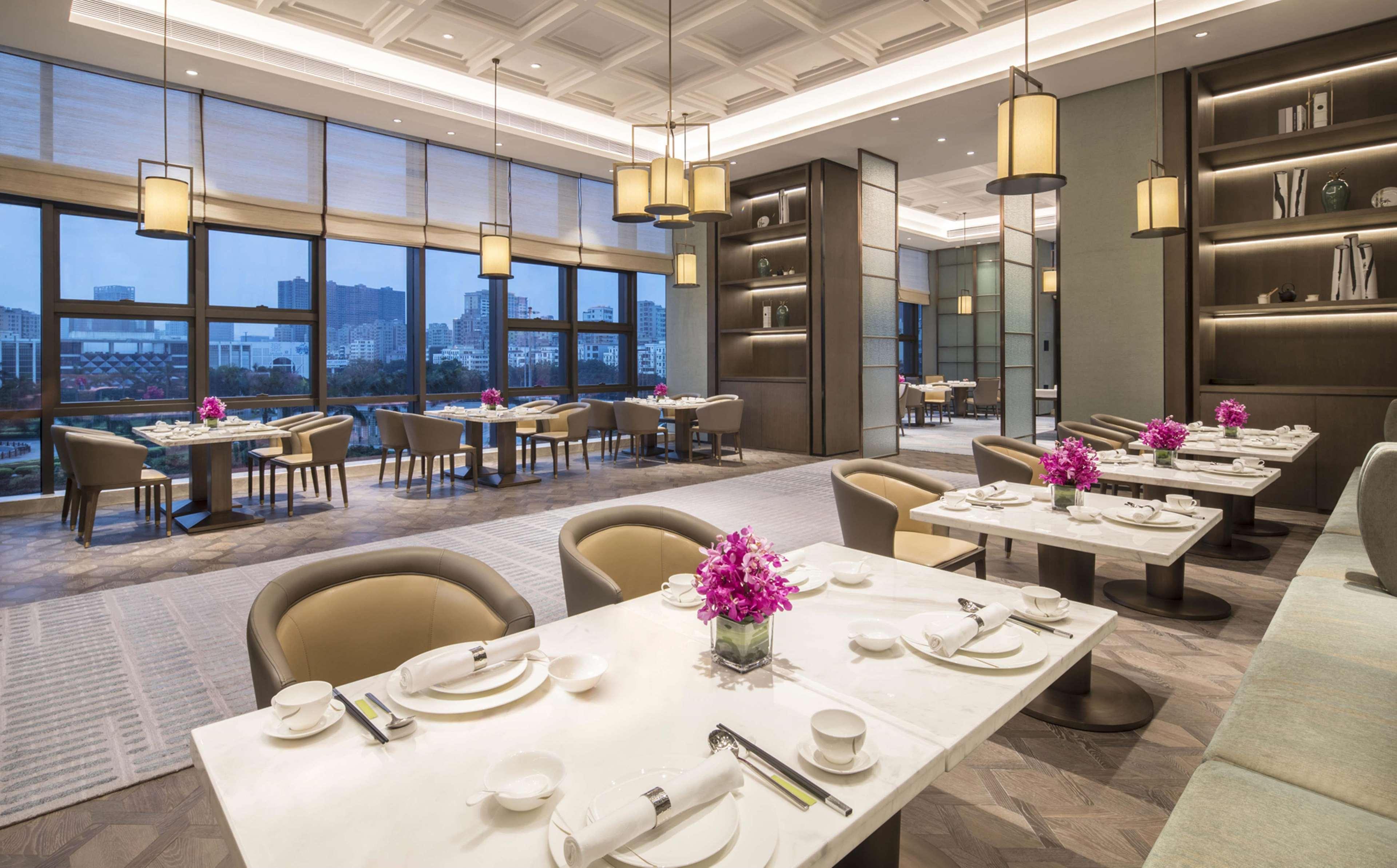 Doubletree By Hilton Longhua: Location Near Metro & Attractions Hotel
