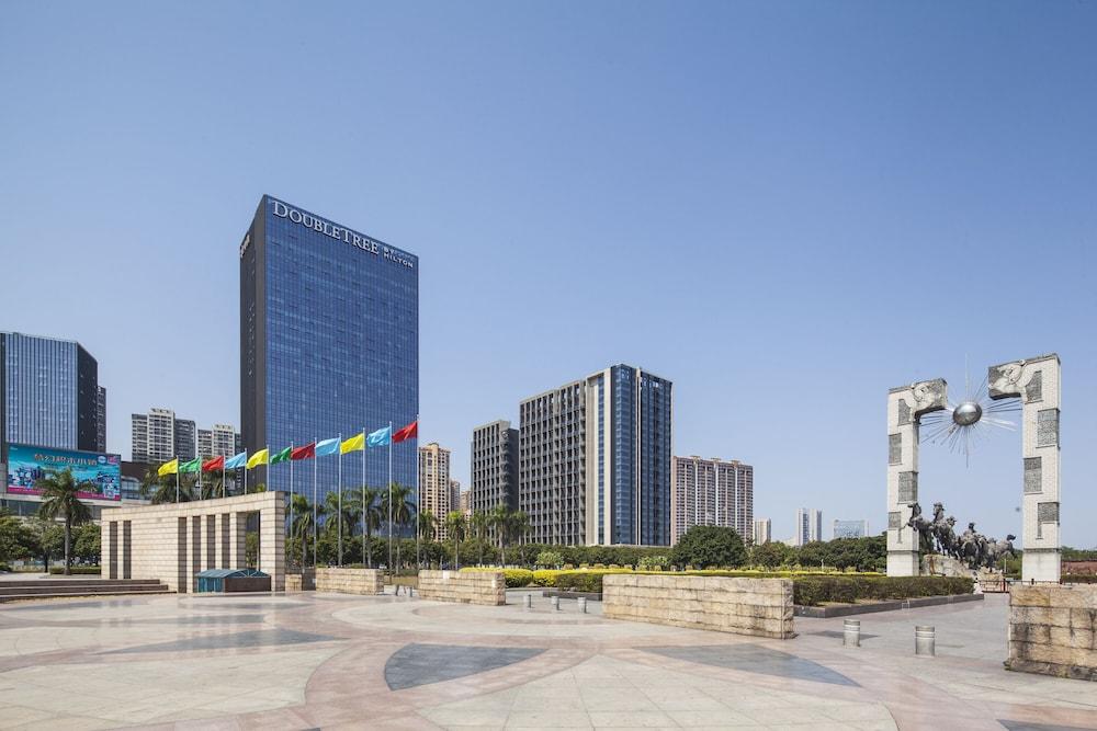 Doubletree By Hilton Longhua: Location Near Metro & Attractions