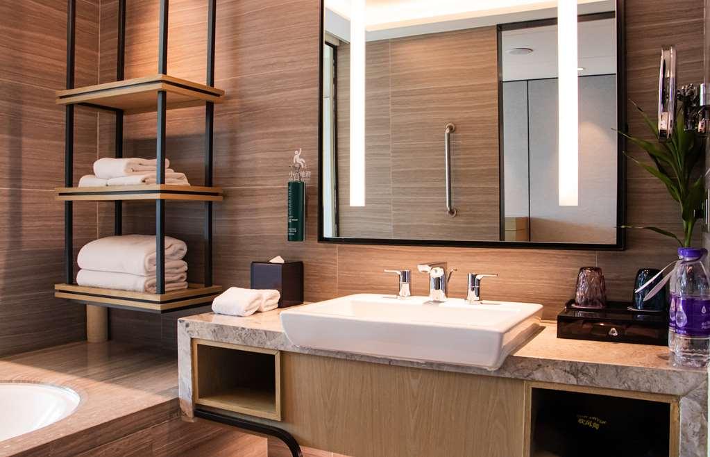 Doubletree By Hilton Longhua: Location Near Metro & Attractions 5*